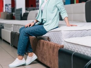 Матрац для ліжка: Вибір та вплив на якість сну