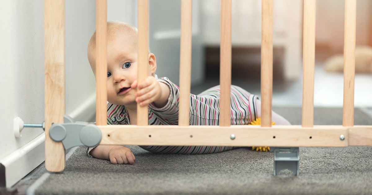 Как сделать дом безопасным для маленького ребенка