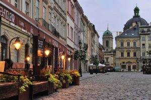 Где остановиться во Львове: посуточная аренда домов