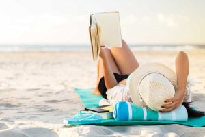Як вибрати пляжний рушник для відпочинку